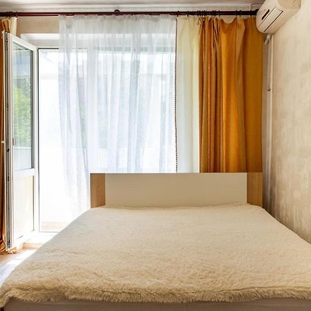 Apartment On Central Avenue-3 Slobodskaya Nikolayev Ngoại thất bức ảnh