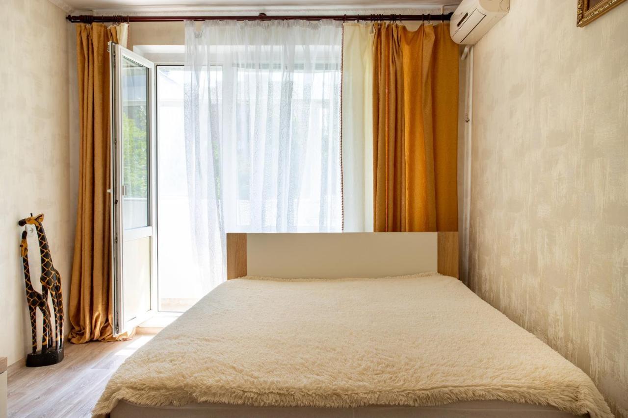 Apartment On Central Avenue-3 Slobodskaya Nikolayev Ngoại thất bức ảnh