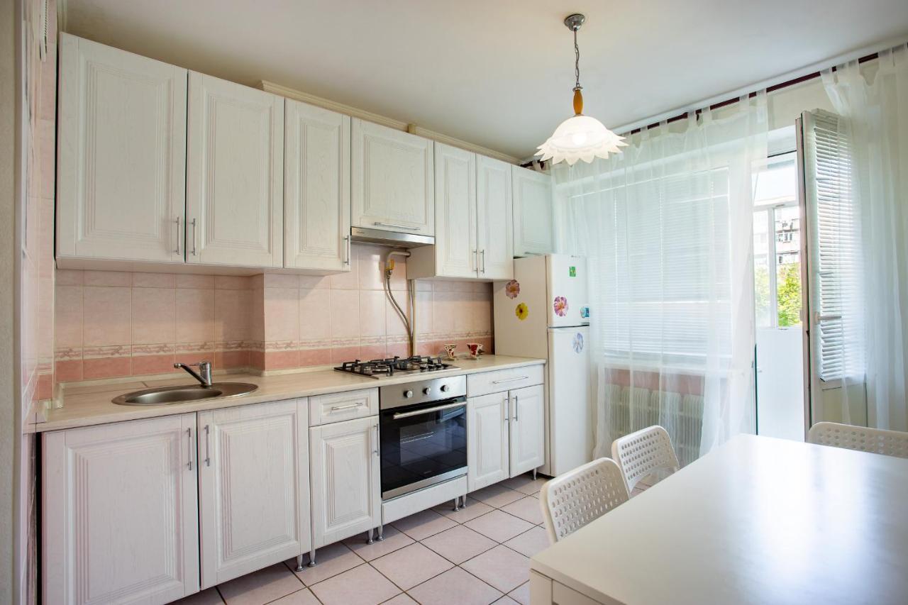 Apartment On Central Avenue-3 Slobodskaya Nikolayev Ngoại thất bức ảnh
